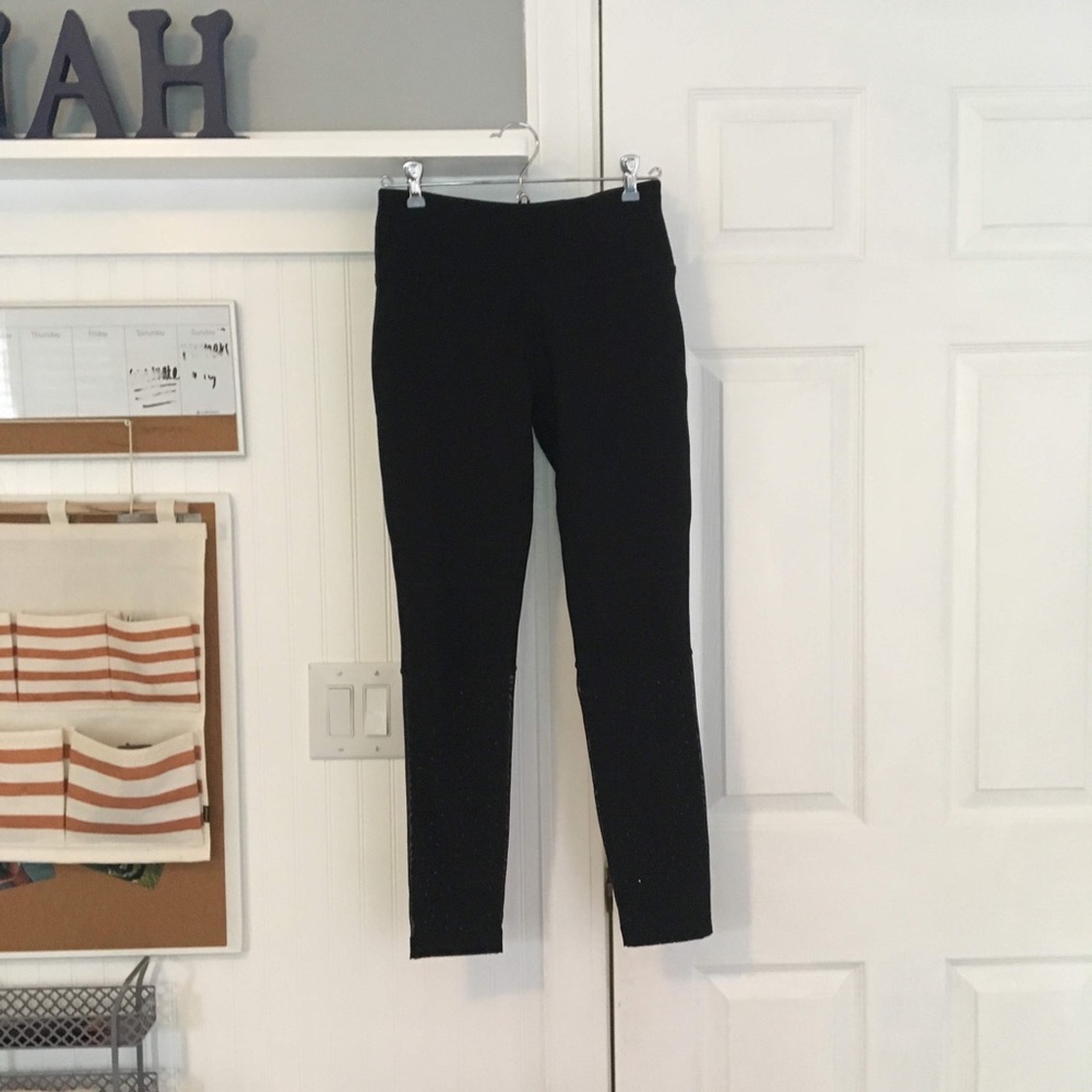 athletic leggings